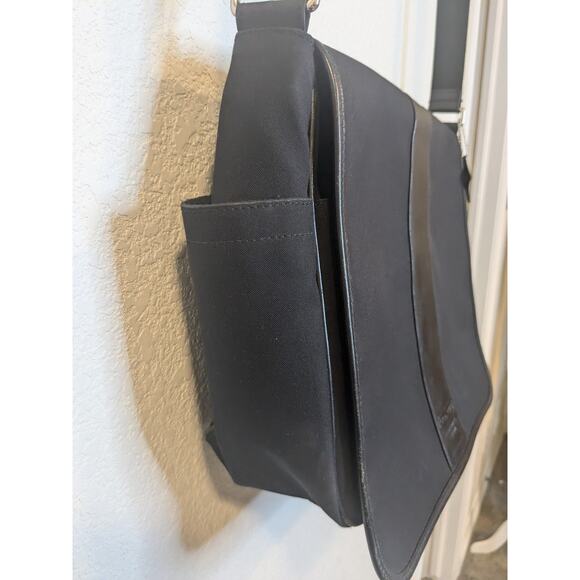 Authentic COACH Black Transatlantic Messenger Bag Black Neoprene Leather $295 - Picture 11 of 16